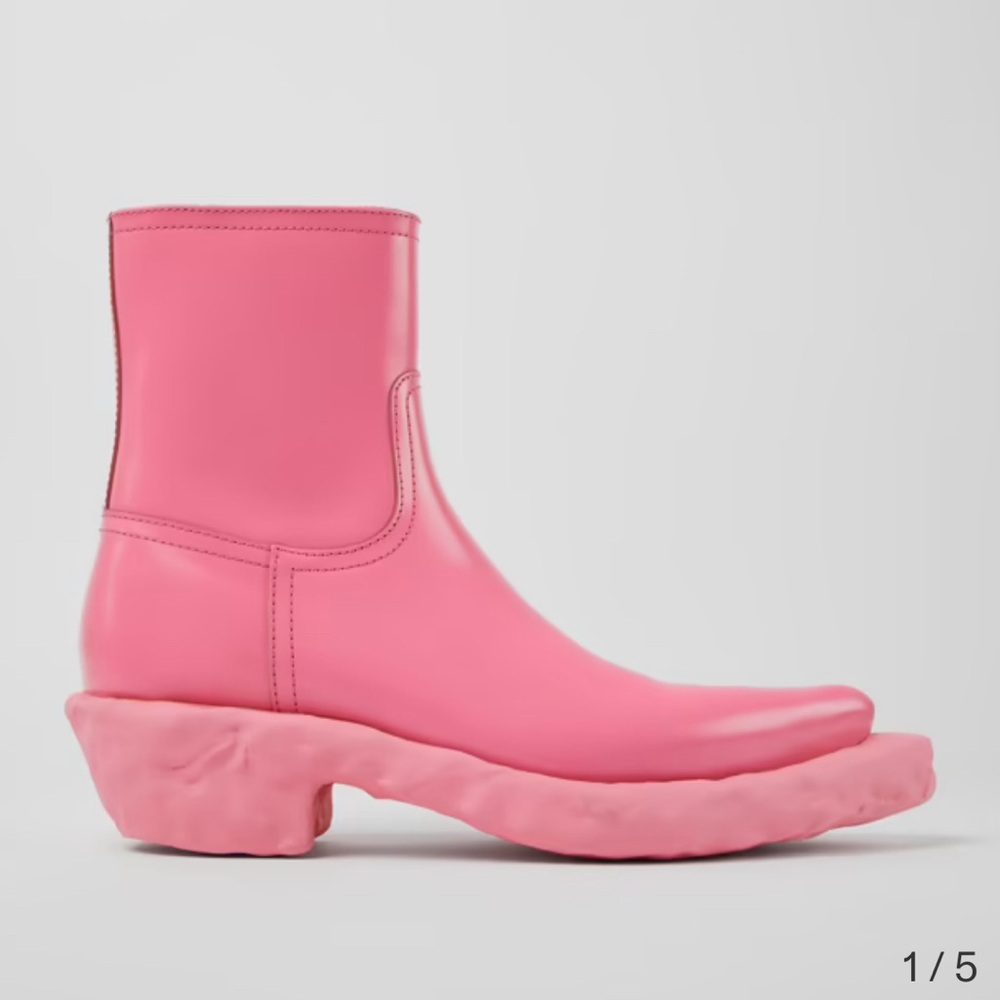 Venga Camper Leather Boots.